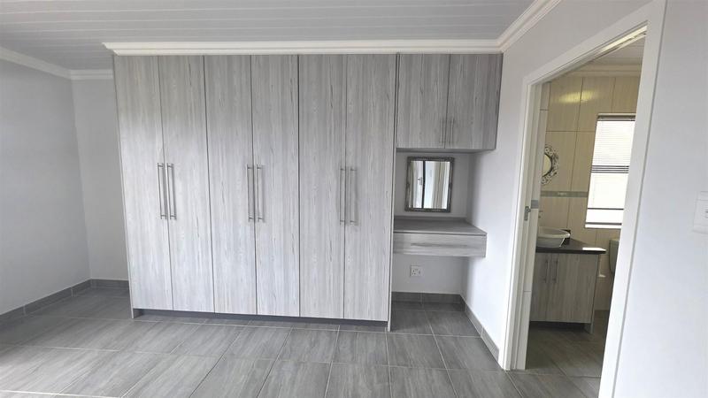 3 Bedroom Property for Sale in Seemeeu Park Western Cape